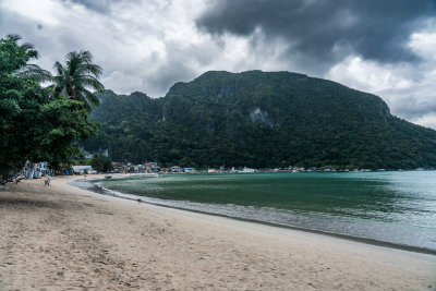 El Nido, Philippines — fine art travel photography print available from Clever Tourists